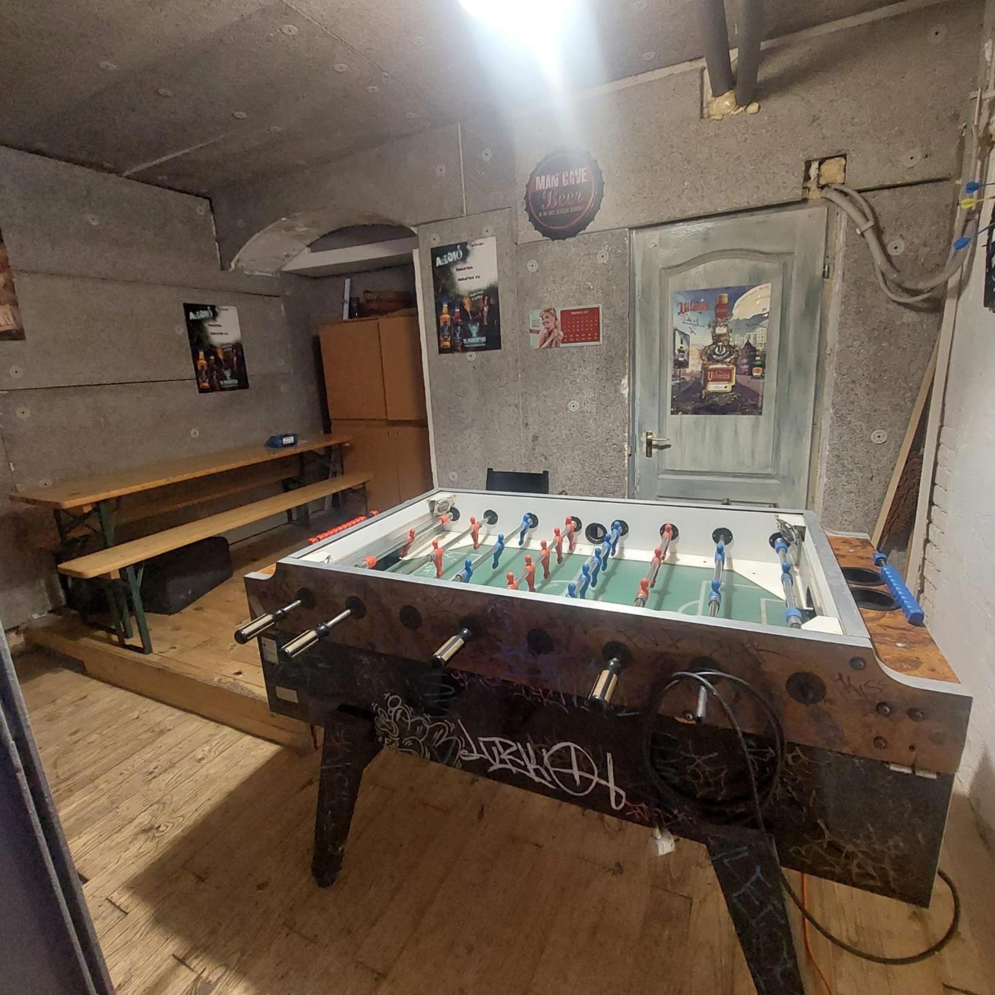 Apartamento Whole Basement Former Pub2 For Stag Do, Men's Cave